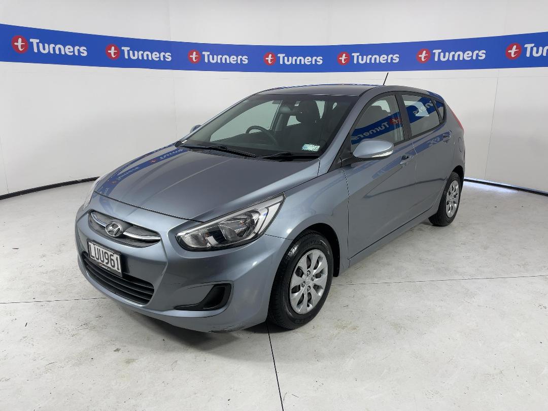 Photo '4' of Hyundai Accent