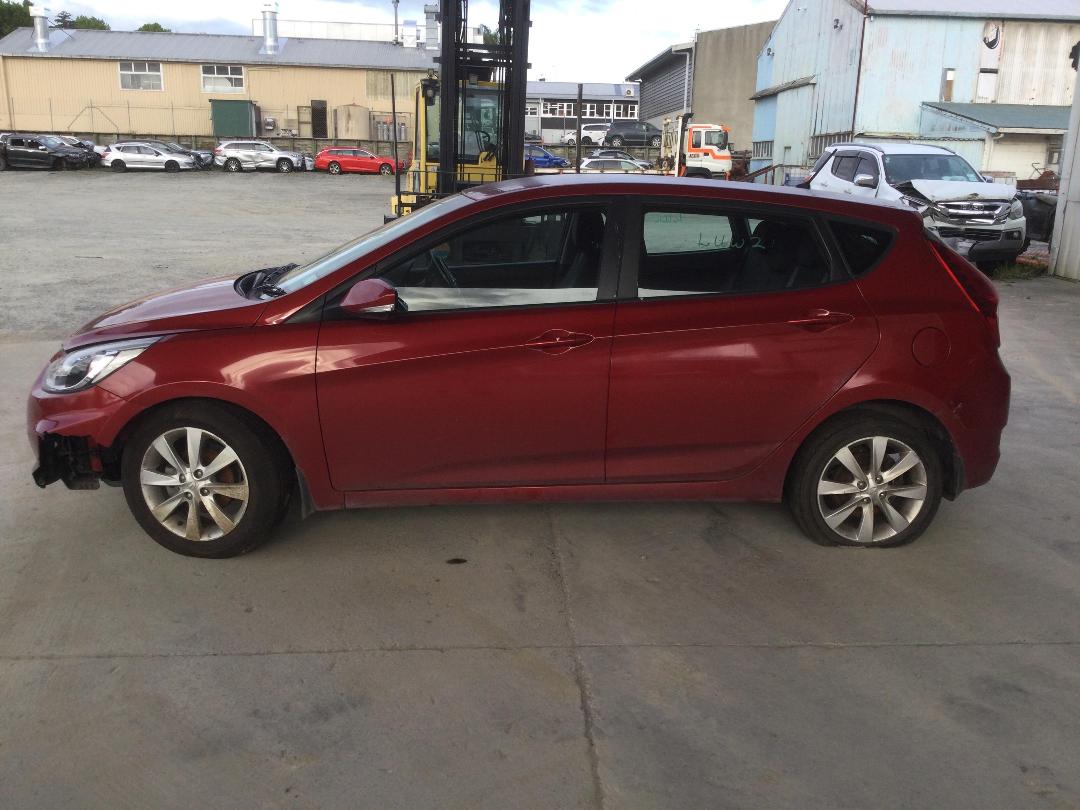 Photo '4' of Hyundai Accent