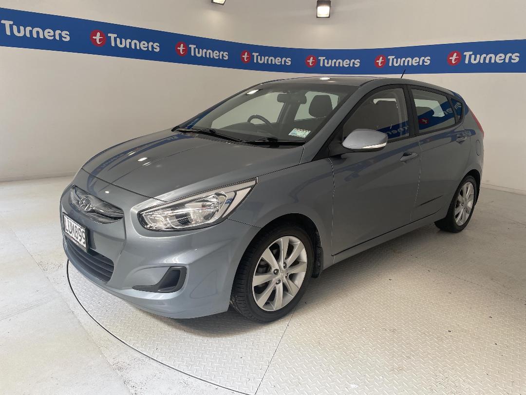 Photo '4' of Hyundai Accent Photo '4' of Hyundai Accent