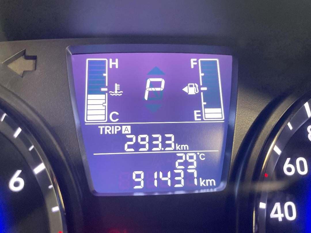 Photo '21' of Hyundai Accent Photo '21' of Hyundai Accent