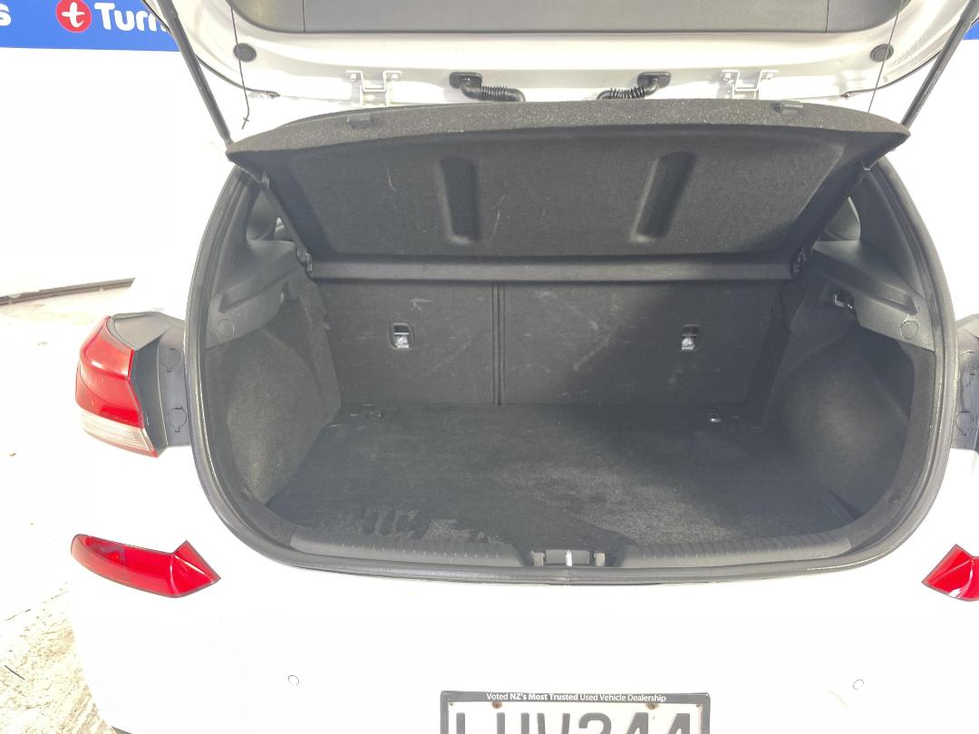 Photo '14' of Hyundai I30 Photo '14' of Hyundai I30