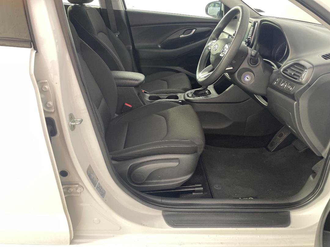 Photo '16' of Hyundai I30 Photo '16' of Hyundai I30