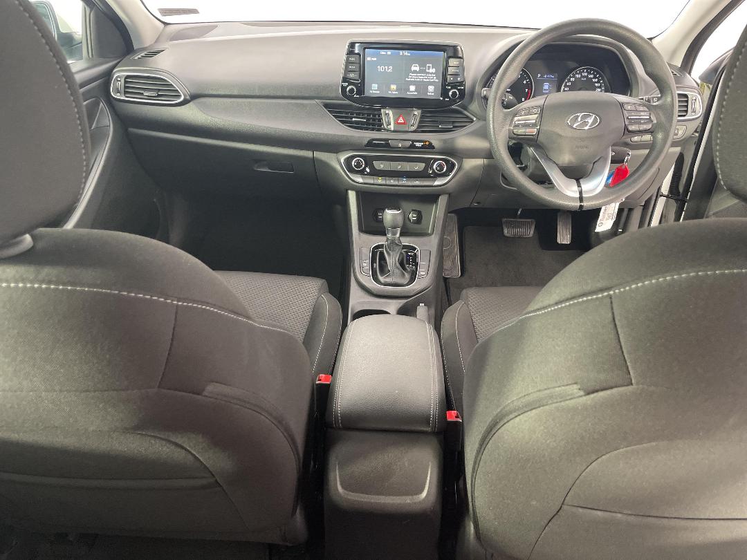 Photo '18' of Hyundai I30 Photo '18' of Hyundai I30