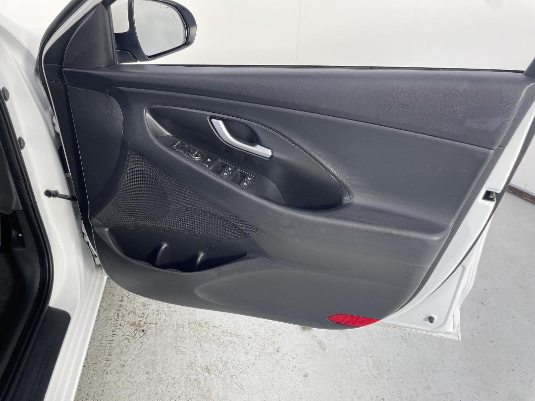 Photo '15' of Hyundai I30