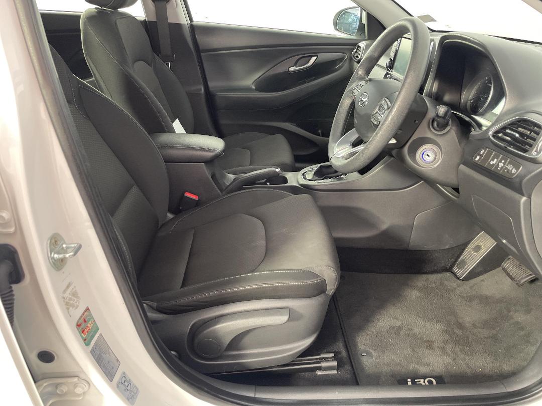 Photo '16' of Hyundai I30