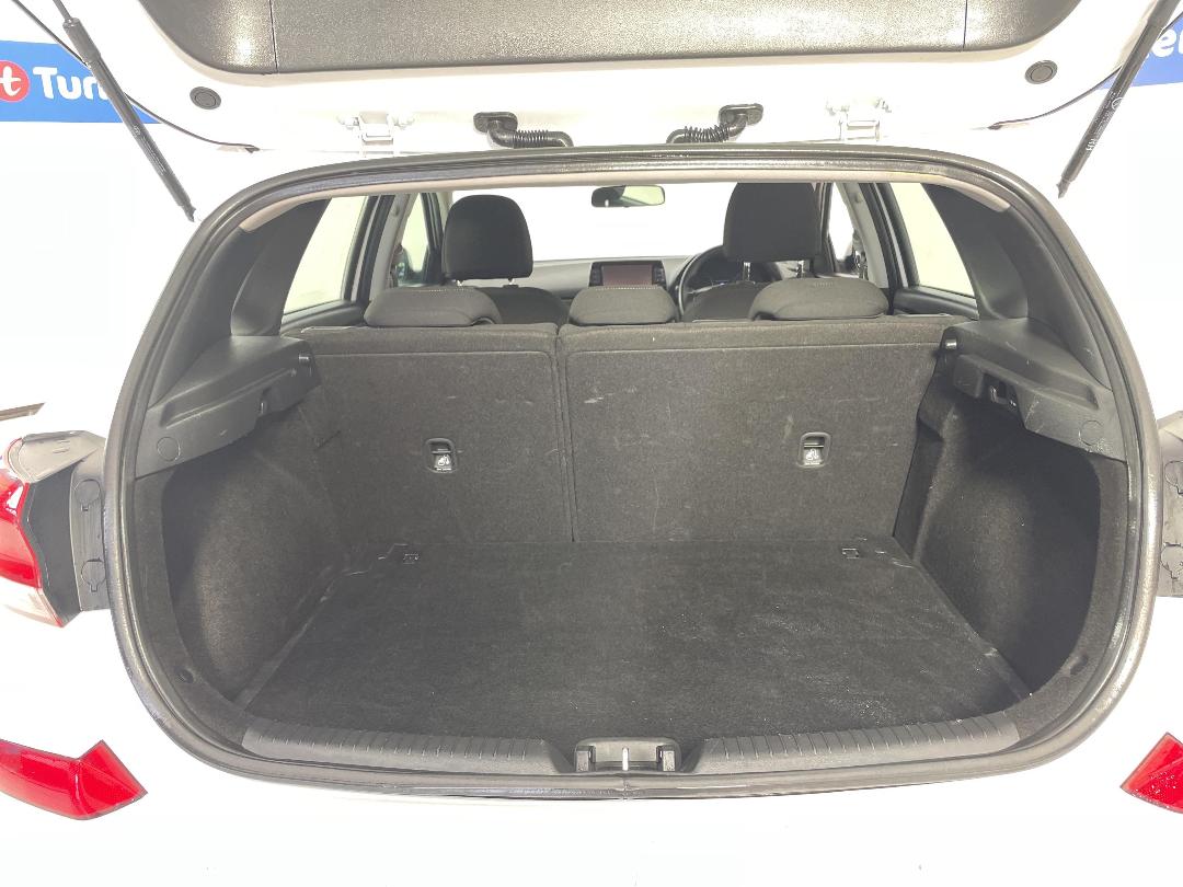 Photo '14' of Hyundai I30