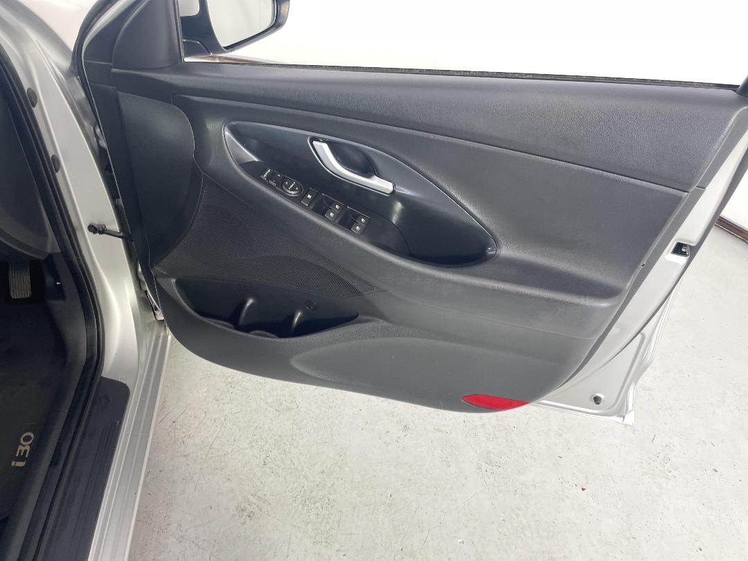 Photo '15' of Hyundai I30 Photo '15' of Hyundai I30