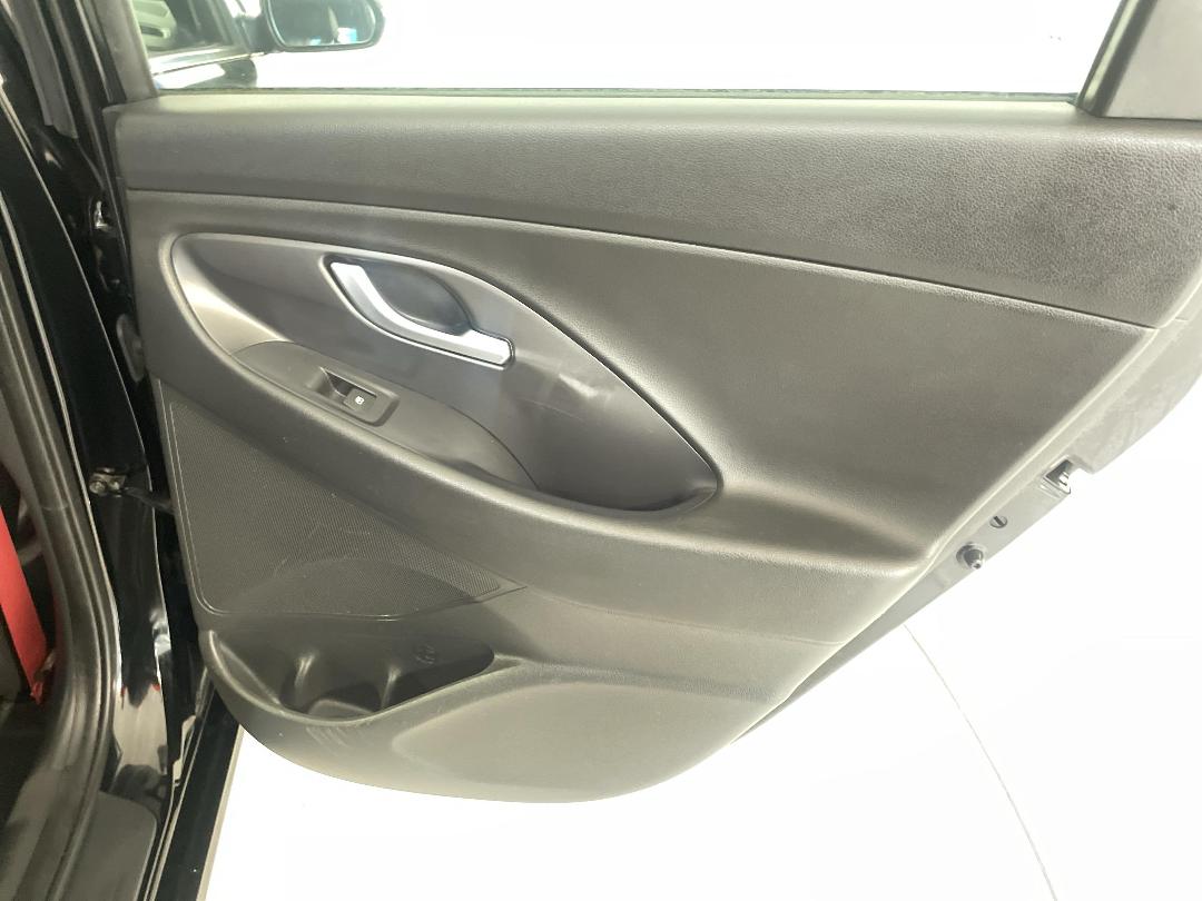 Photo '19' of Hyundai I30