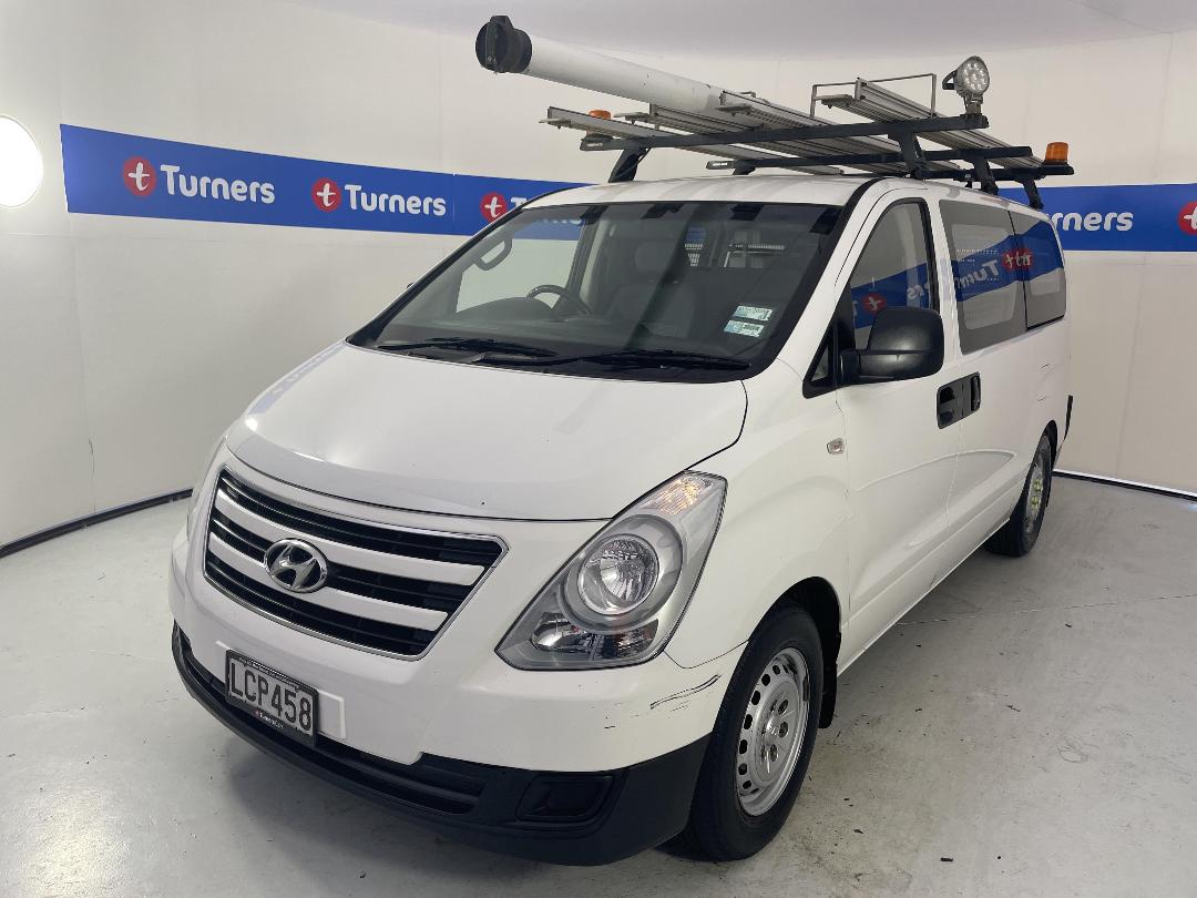 Photo '4' of Hyundai Iload Photo '4' of Hyundai Iload
