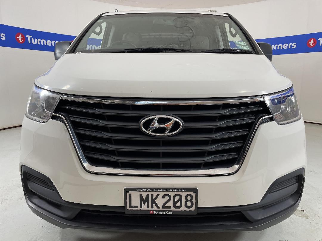 Photo '2' of Hyundai Iload Photo '2' of Hyundai Iload