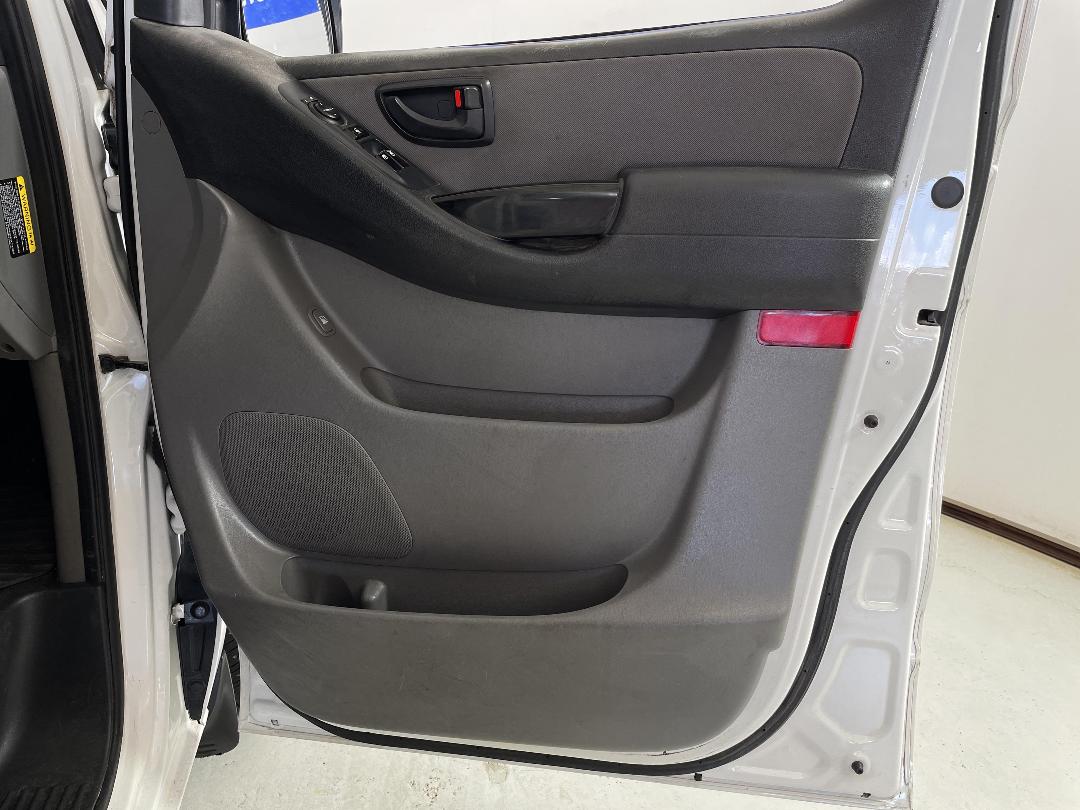 Photo '15' of Hyundai Iload Photo '15' of Hyundai Iload