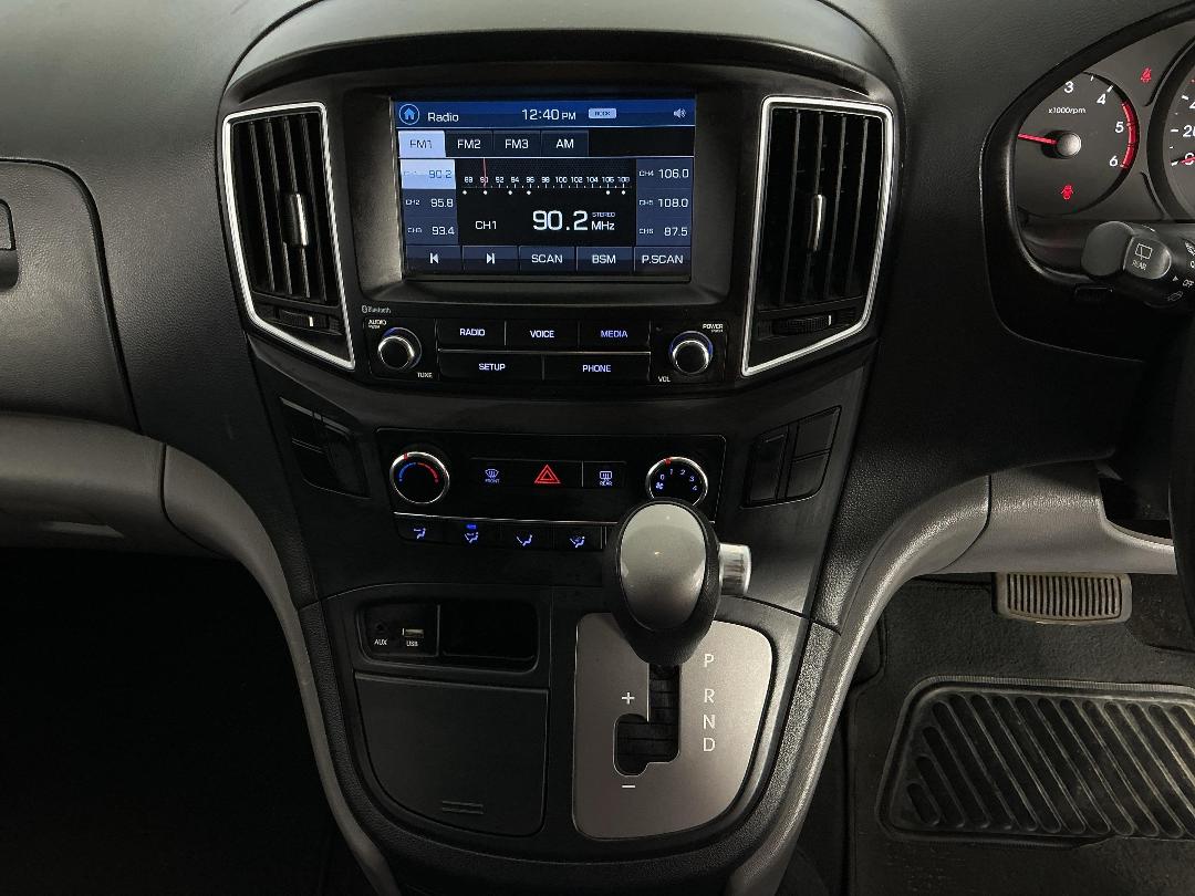 Photo '18' of Hyundai Iload Photo '18' of Hyundai Iload