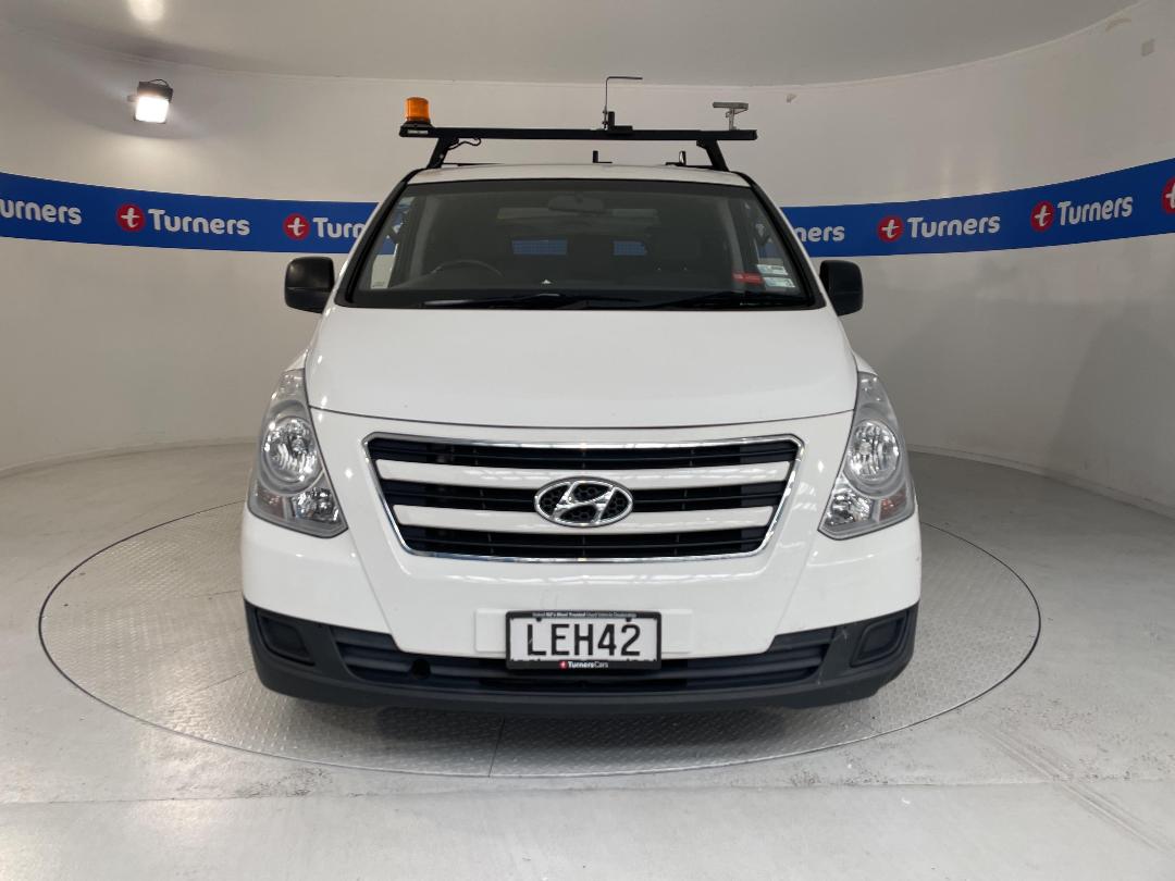 Photo '2' of Hyundai Iload Photo '2' of Hyundai Iload