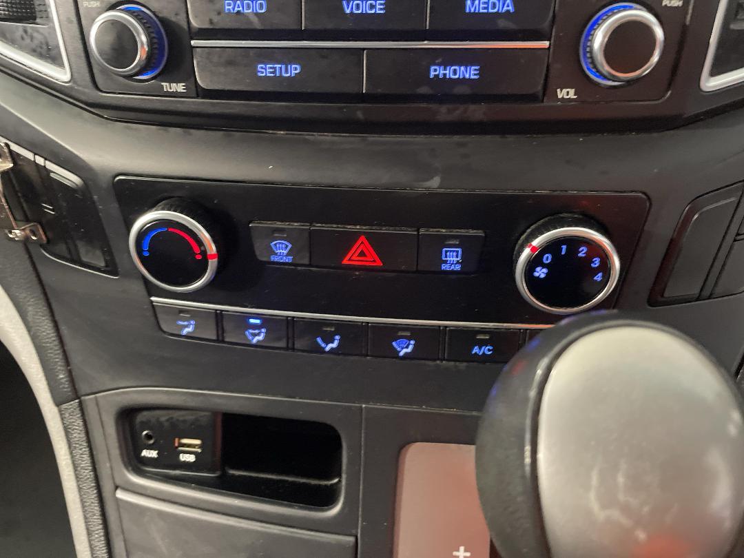 Photo '29' of Hyundai Iload Photo '29' of Hyundai Iload