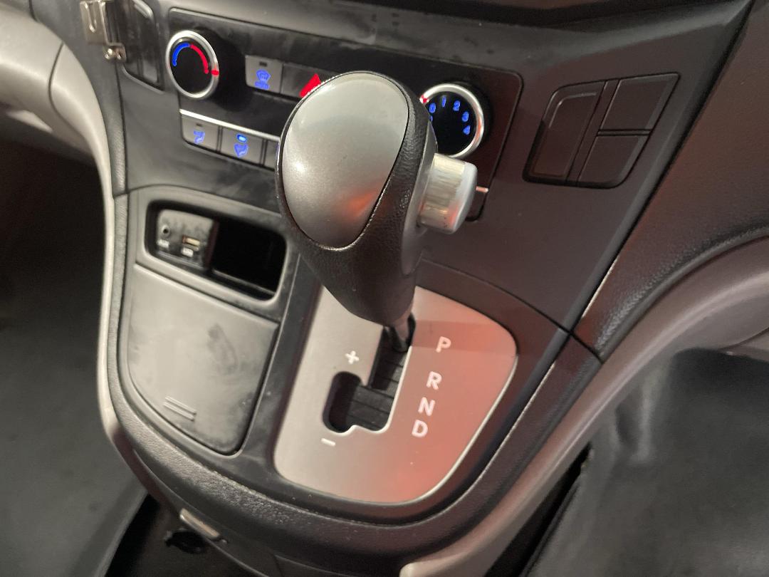 Photo '30' of Hyundai Iload Photo '30' of Hyundai Iload