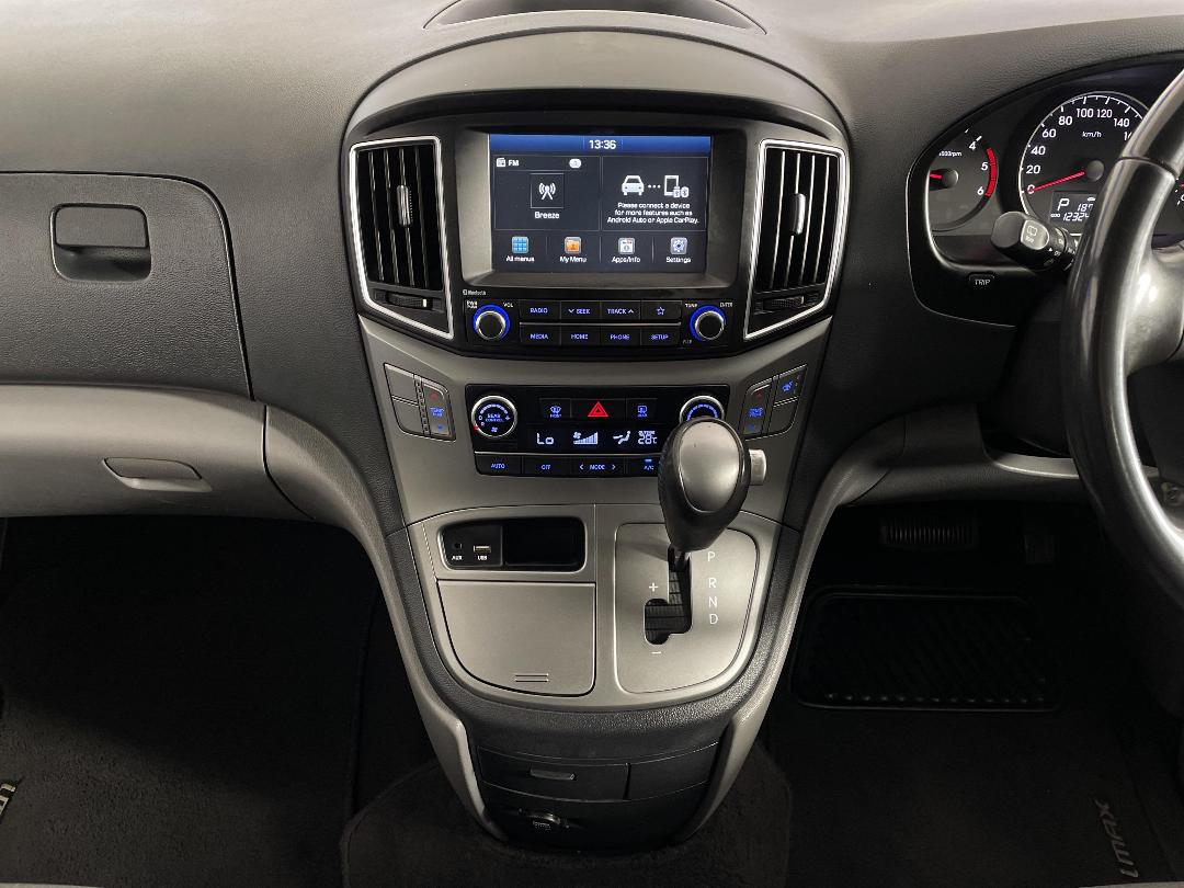 Photo '18' of Hyundai Imax Photo '18' of Hyundai Imax