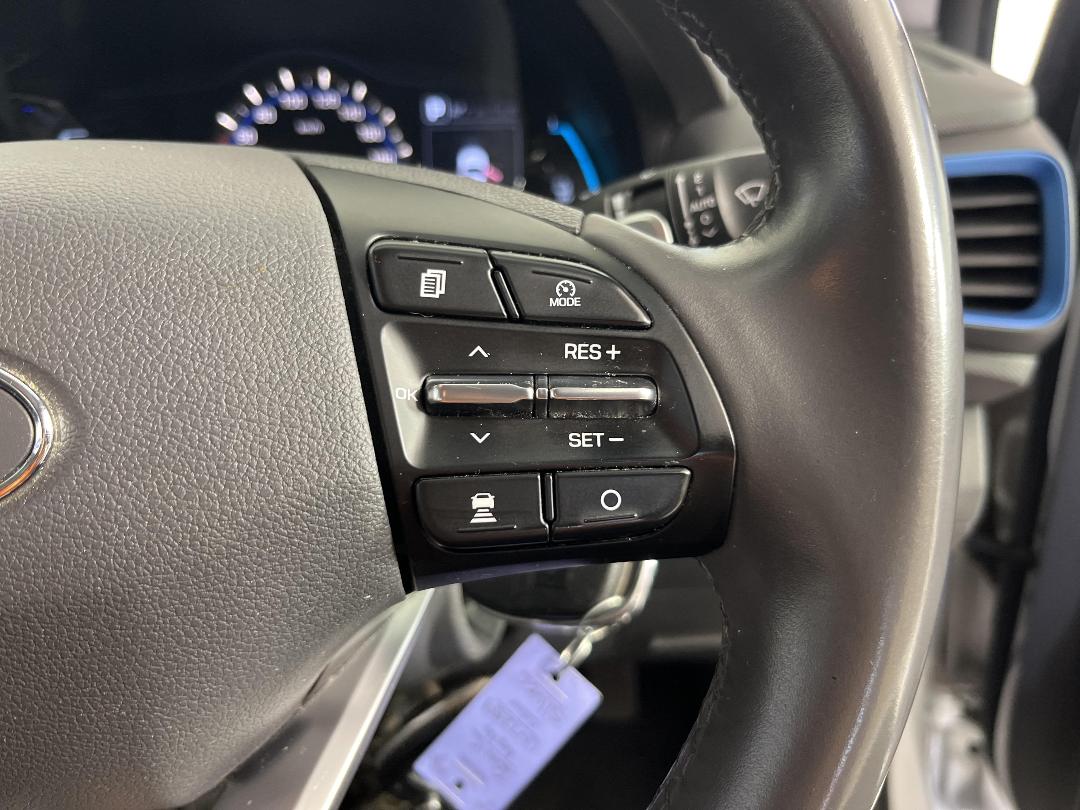 Photo '23' of Hyundai Ioniq Photo '23' of Hyundai Ioniq