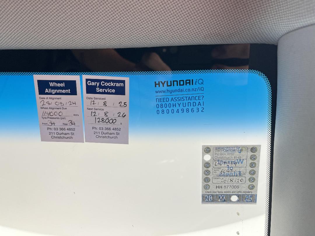 Photo '30' of Hyundai Ioniq Photo '30' of Hyundai Ioniq