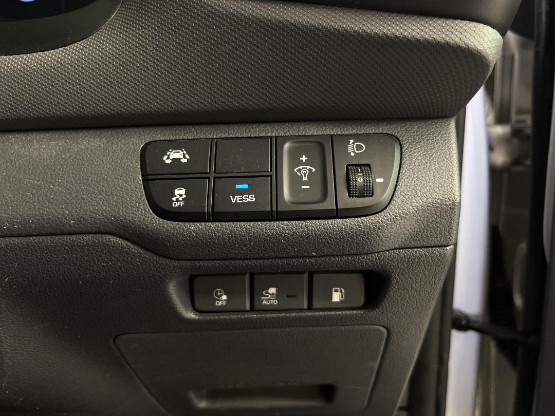 Photo '29' of Hyundai Ioniq Photo '29' of Hyundai Ioniq