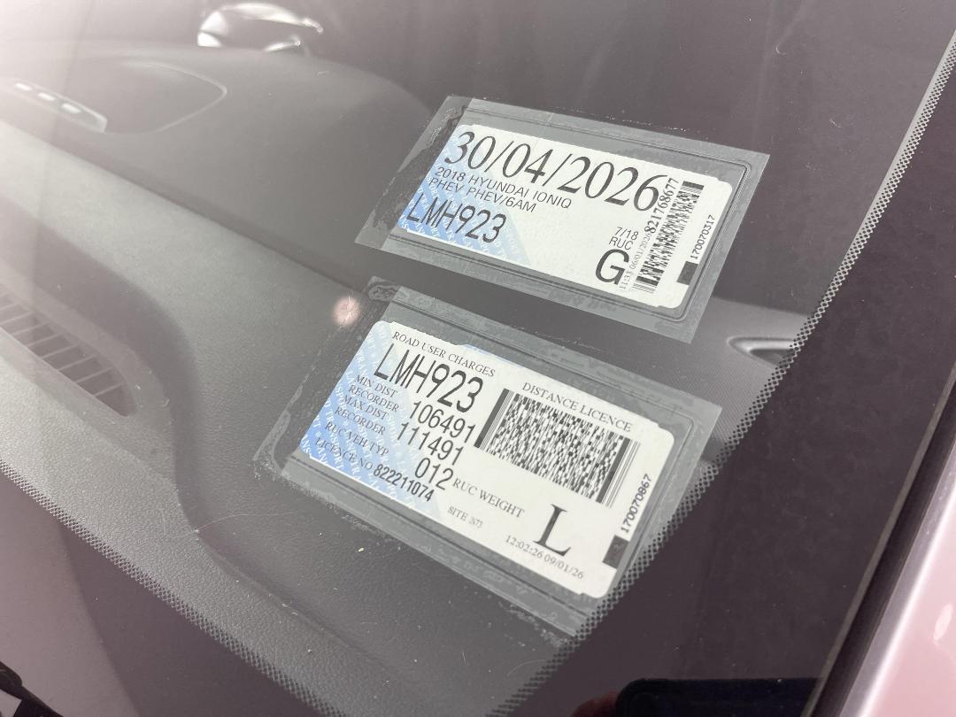 Photo '23' of Hyundai Ioniq