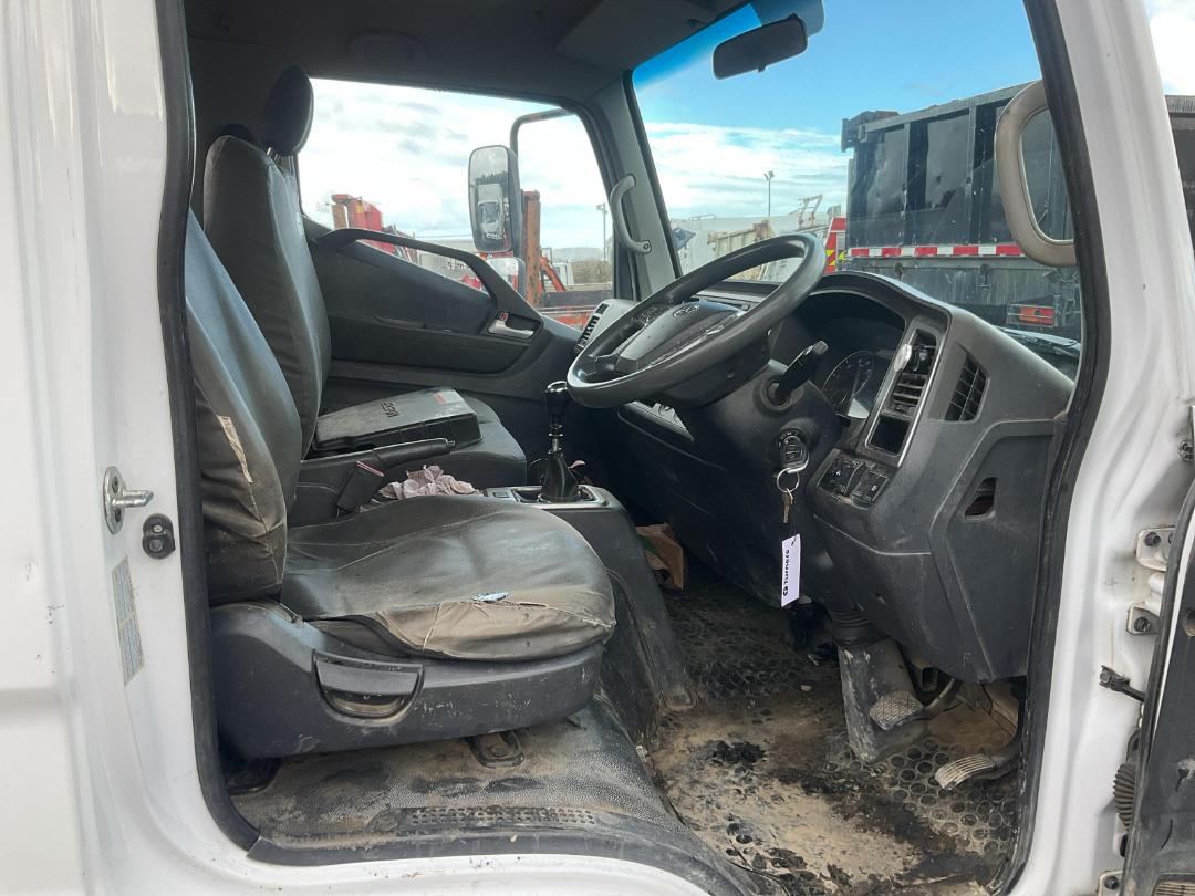 Photo '16' of Hyundai Mighty EX8L6 Tipper Photo '16' of Hyundai Mighty EX8L6 Tipper