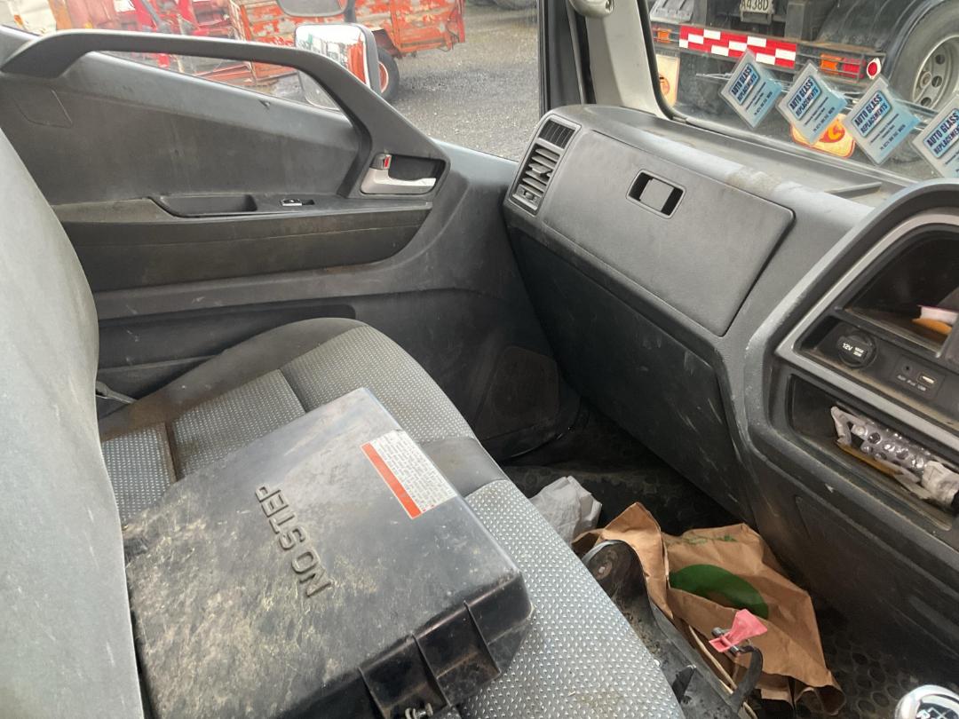 Photo '21' of Hyundai Mighty EX8L6 Tipper Photo '21' of Hyundai Mighty EX8L6 Tipper