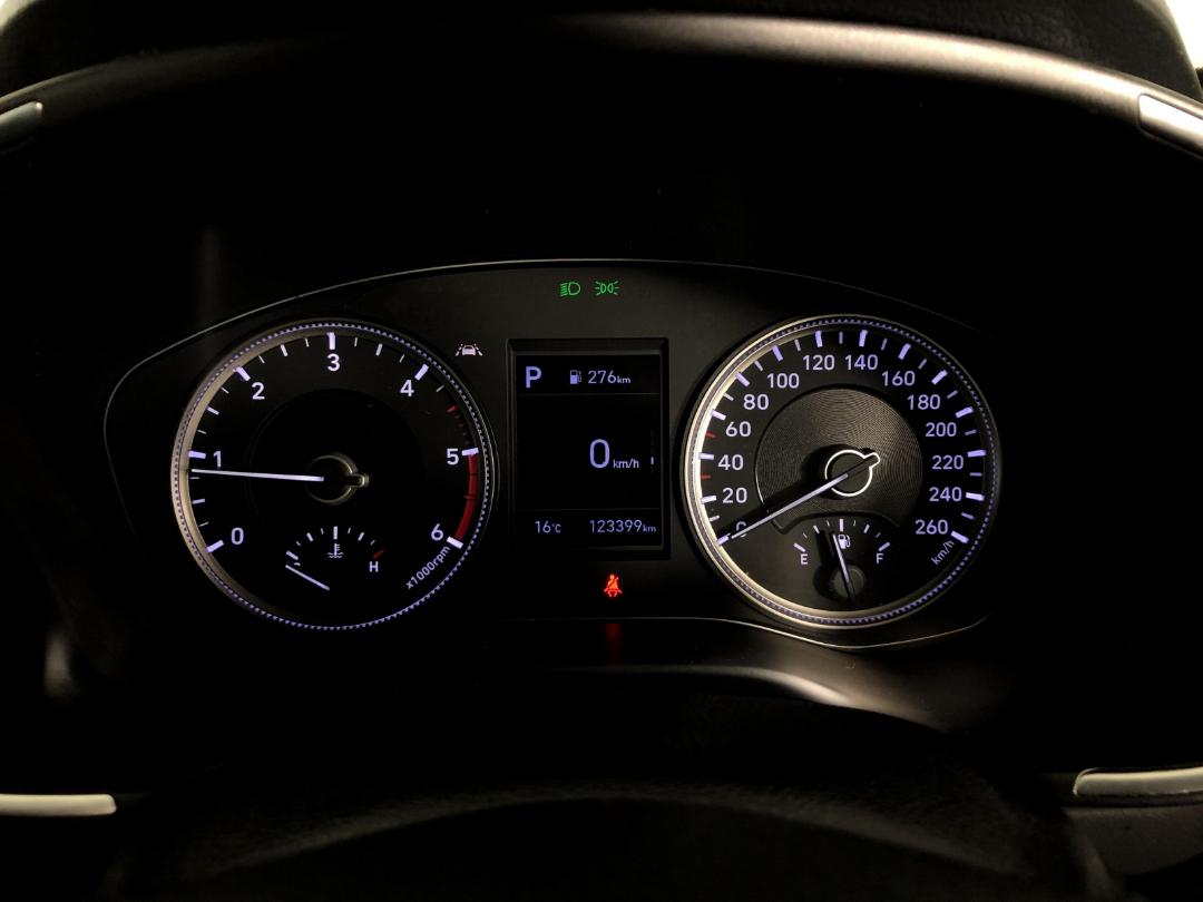 Photo '21' of Hyundai Santa FE Photo '21' of Hyundai Santa FE