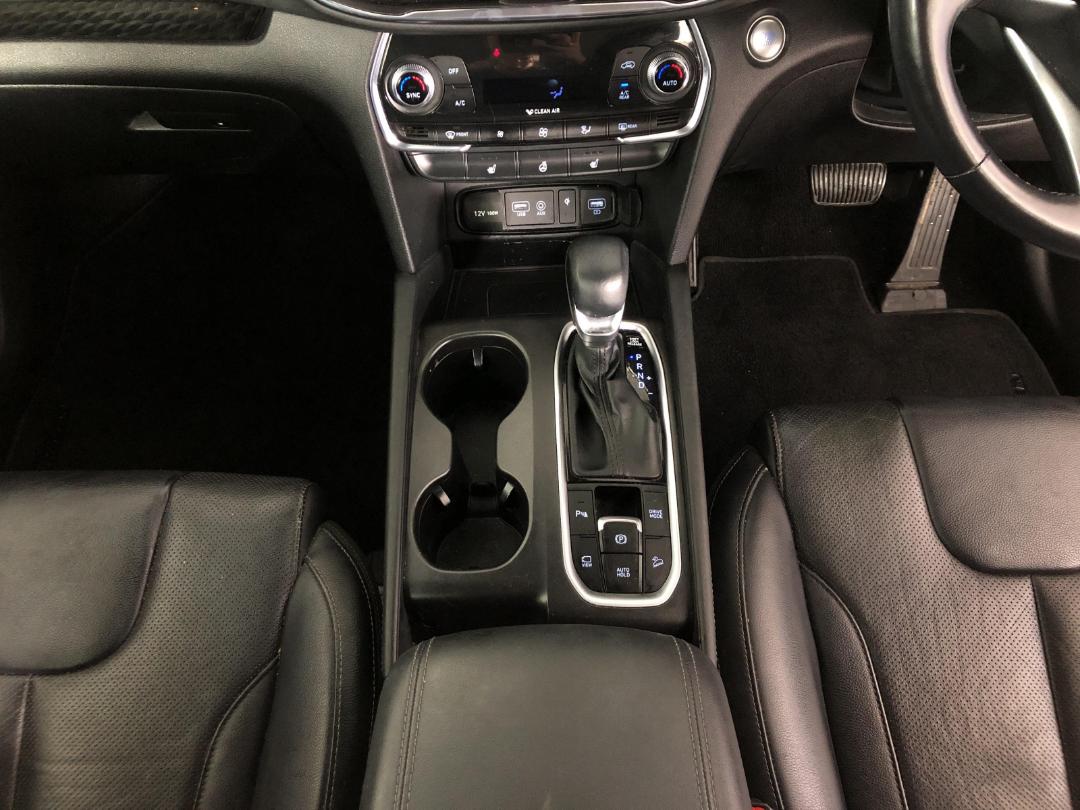 Photo '18' of Hyundai Santa FE Photo '18' of Hyundai Santa FE