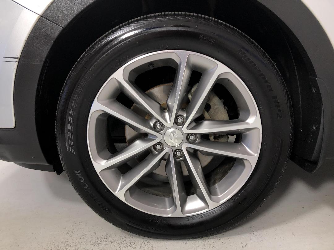 Photo '10' of Hyundai Santa FE Photo '10' of Hyundai Santa FE