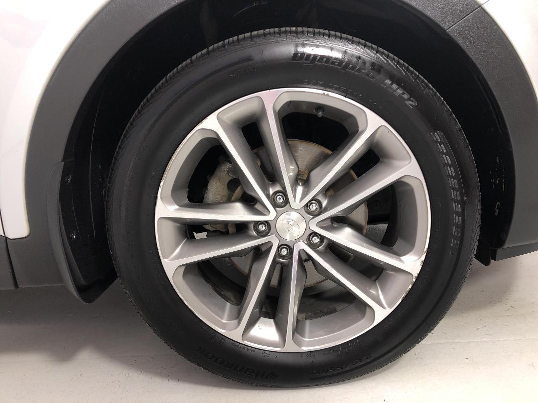 Photo '9' of Hyundai Santa FE Photo '9' of Hyundai Santa FE