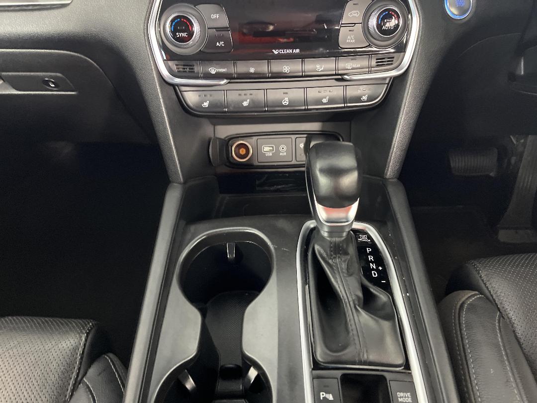 Photo '18' of Hyundai Santa FE