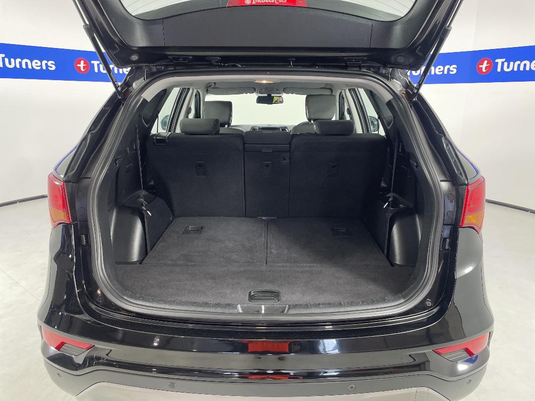 Photo '14' of Hyundai Santa FE Photo '14' of Hyundai Santa FE