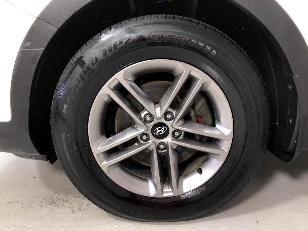 Photo '10' of Hyundai Santa FE