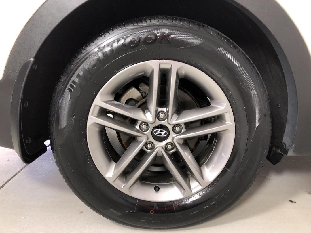 Photo '12' of Hyundai Santa FE