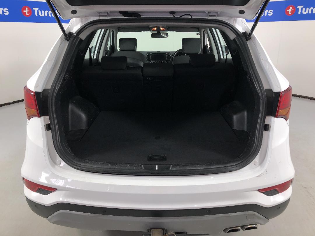 Photo '14' of Hyundai Santa FE