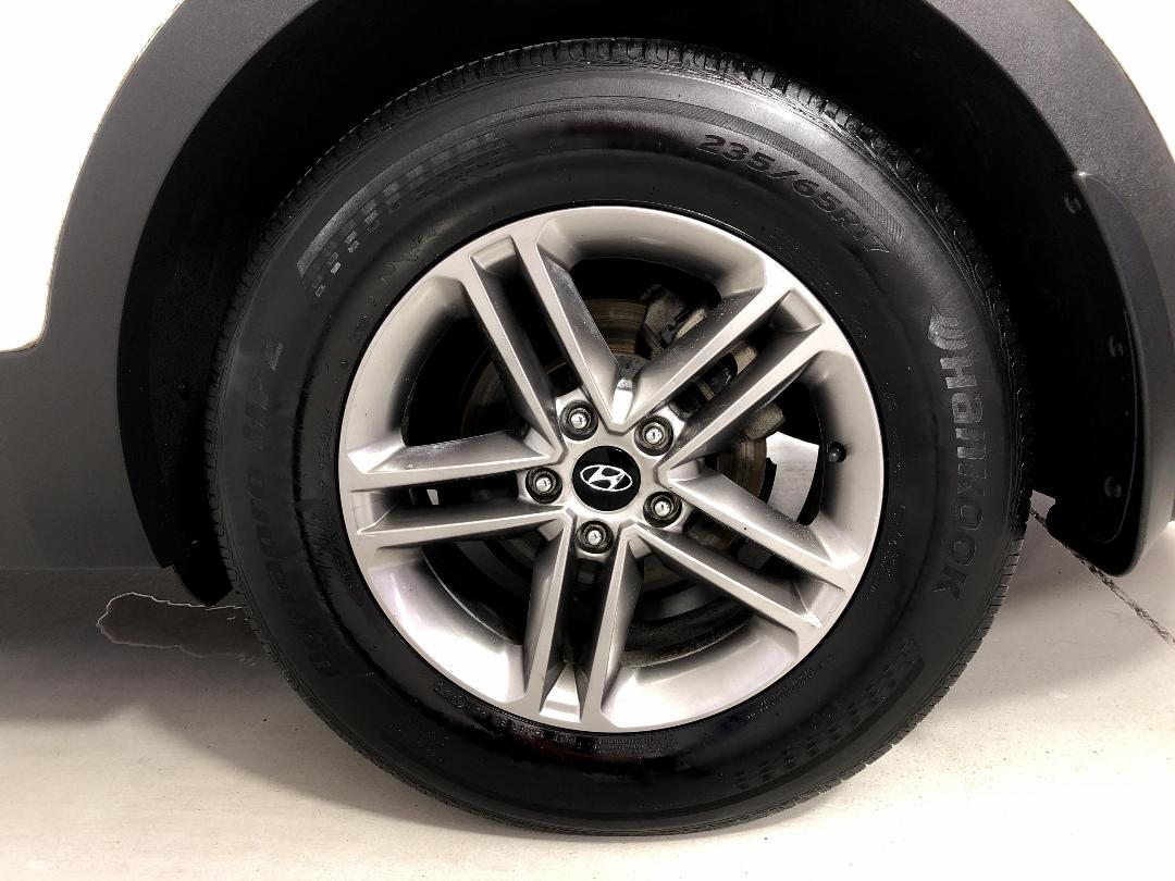 Photo '11' of Hyundai Santa FE