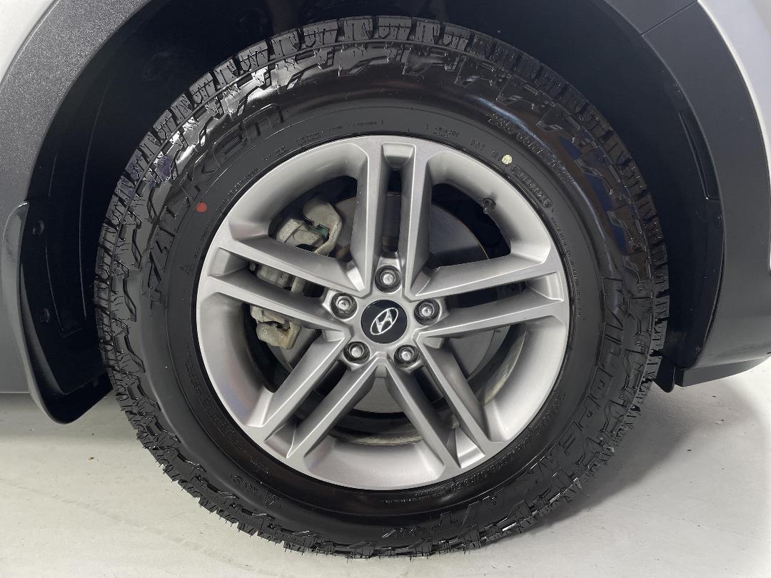 Photo '9' of Hyundai Santa FE