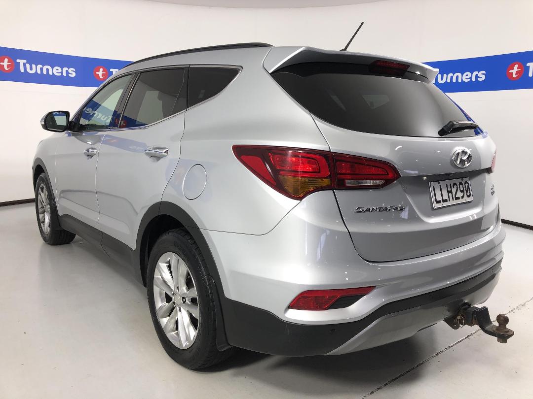 Photo '5' of Hyundai Santa FE Photo '5' of Hyundai Santa FE