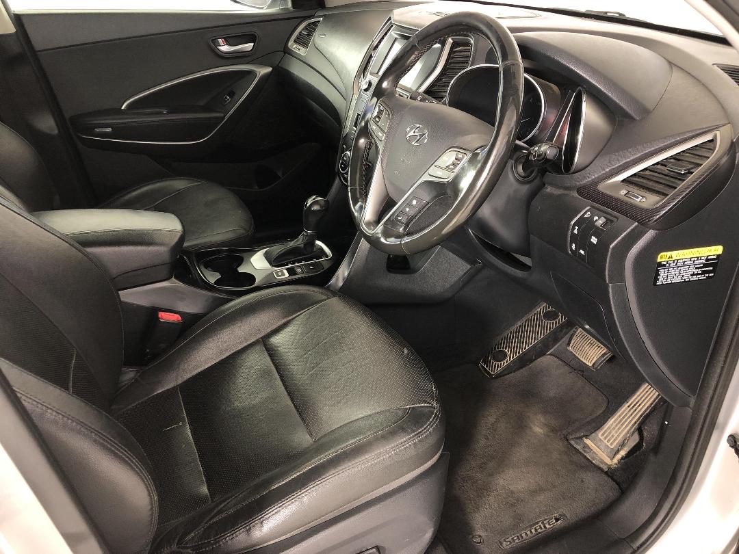 Photo '16' of Hyundai Santa FE Photo '16' of Hyundai Santa FE