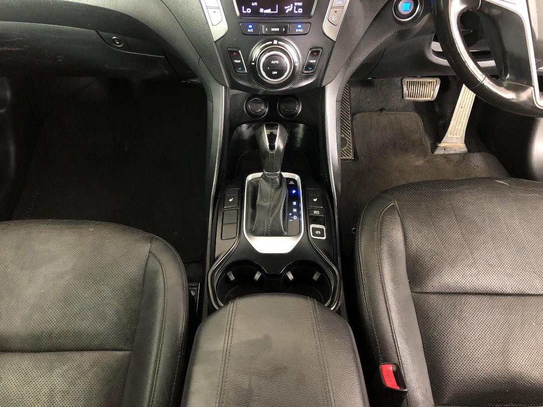 Photo '18' of Hyundai Santa FE Photo '18' of Hyundai Santa FE