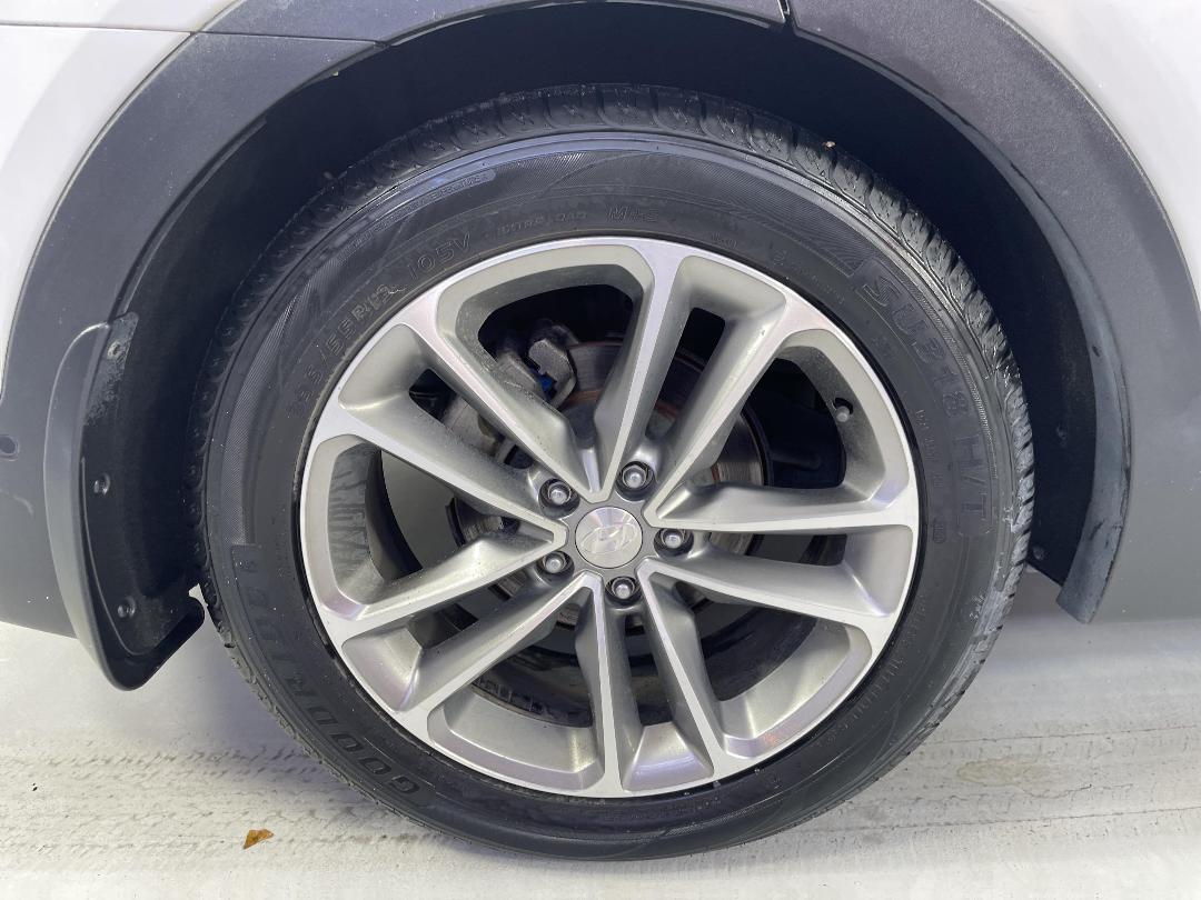 Photo '12' of Hyundai Santa FE Photo '12' of Hyundai Santa FE