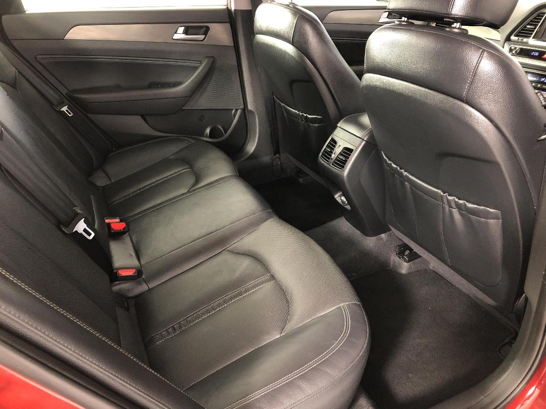 Photo '20' of Hyundai Sonata