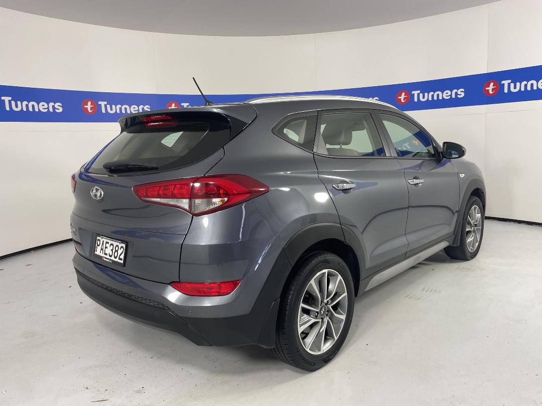 Photo '7' of Hyundai Tucson