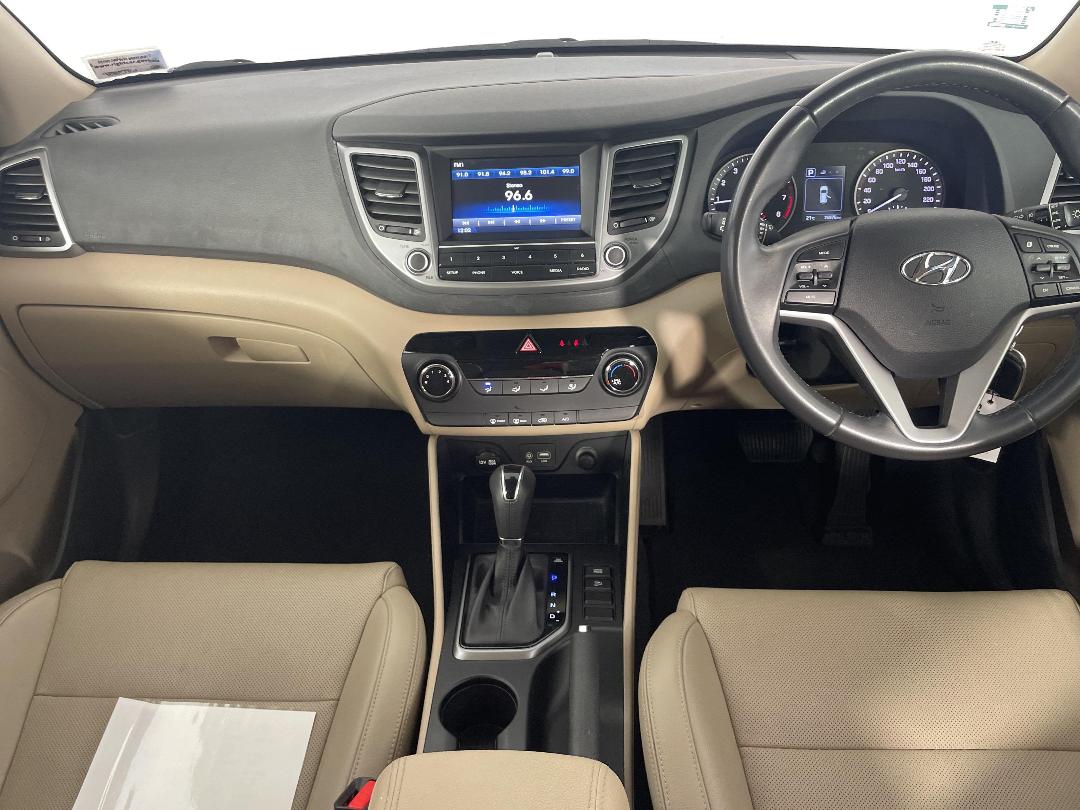 Photo '18' of Hyundai Tucson