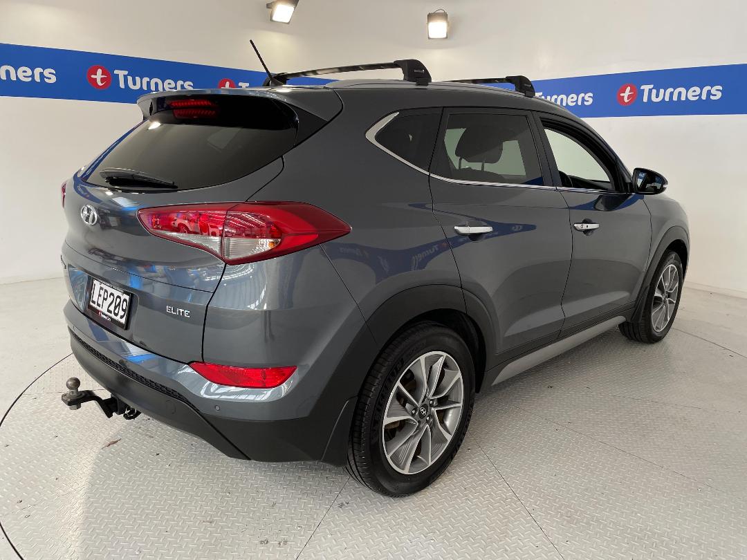 Photo '7' of Hyundai Tucson Photo '7' of Hyundai Tucson