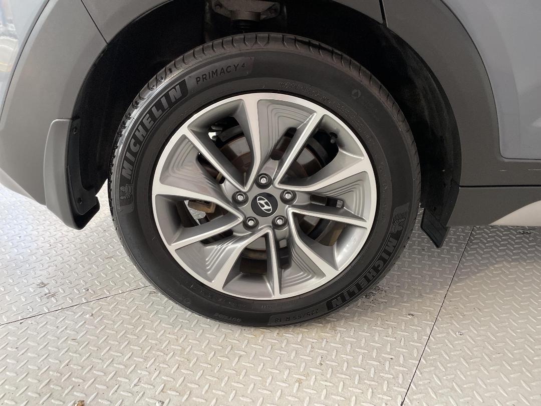 Photo '12' of Hyundai Tucson Photo '12' of Hyundai Tucson