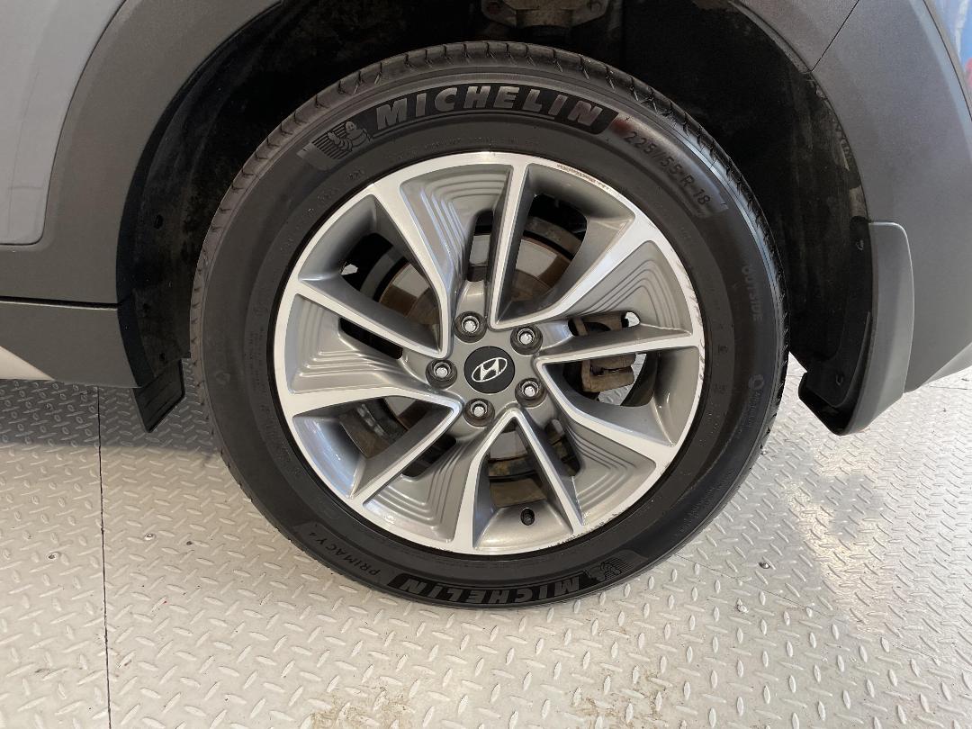 Photo '11' of Hyundai Tucson Photo '11' of Hyundai Tucson