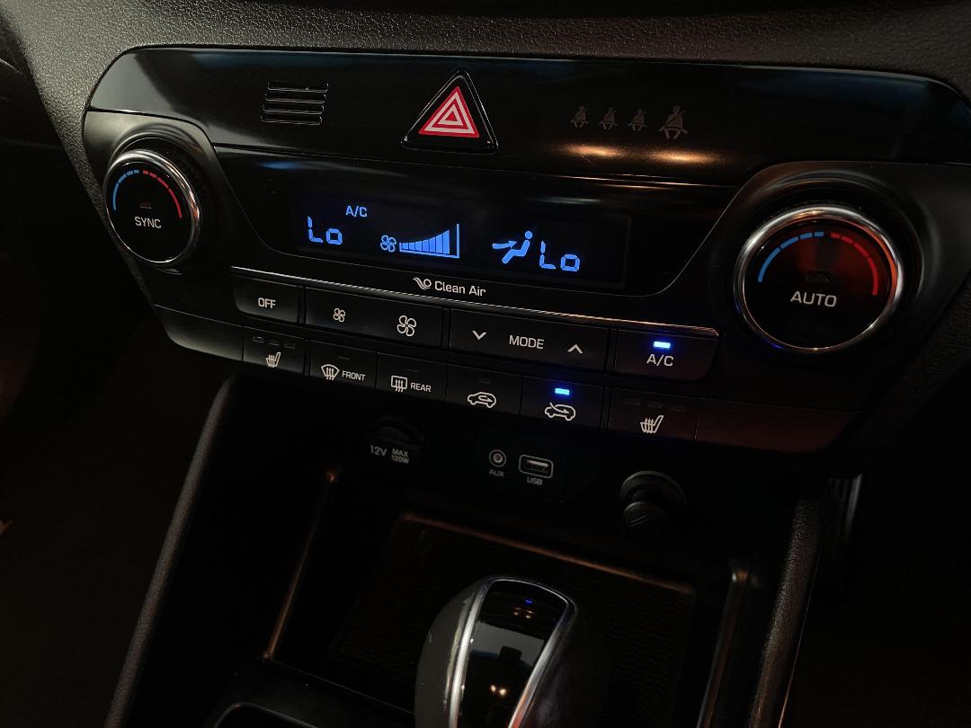 Photo '28' of Hyundai Tucson Photo '28' of Hyundai Tucson