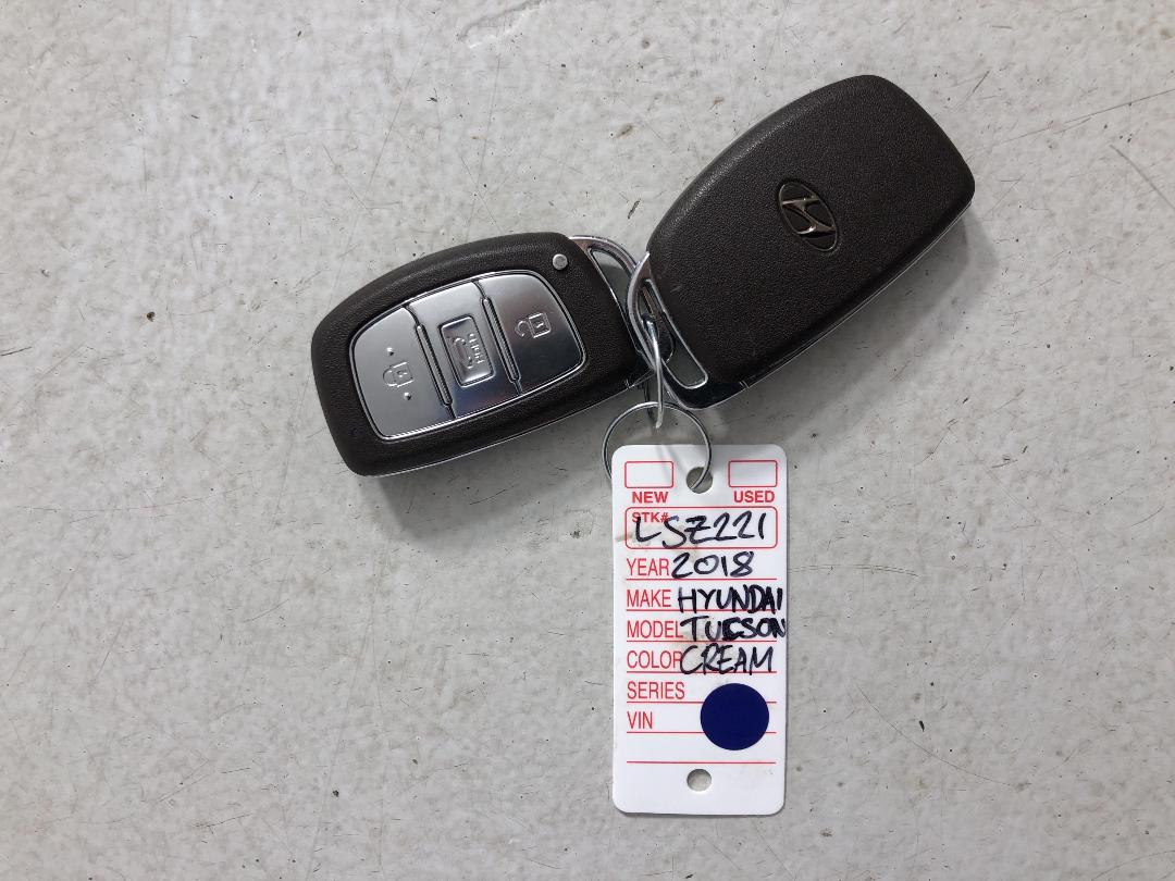 Photo '22' of Hyundai Tucson Photo '22' of Hyundai Tucson