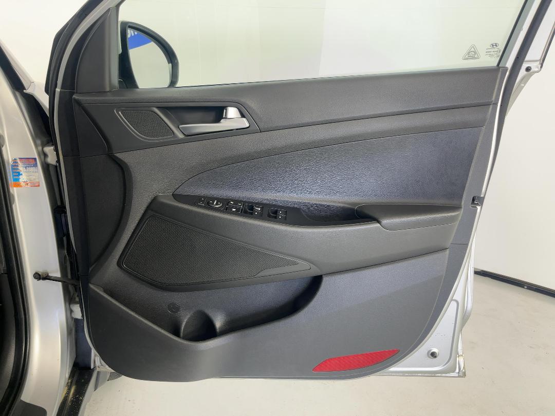 Photo '15' of Hyundai Tucson